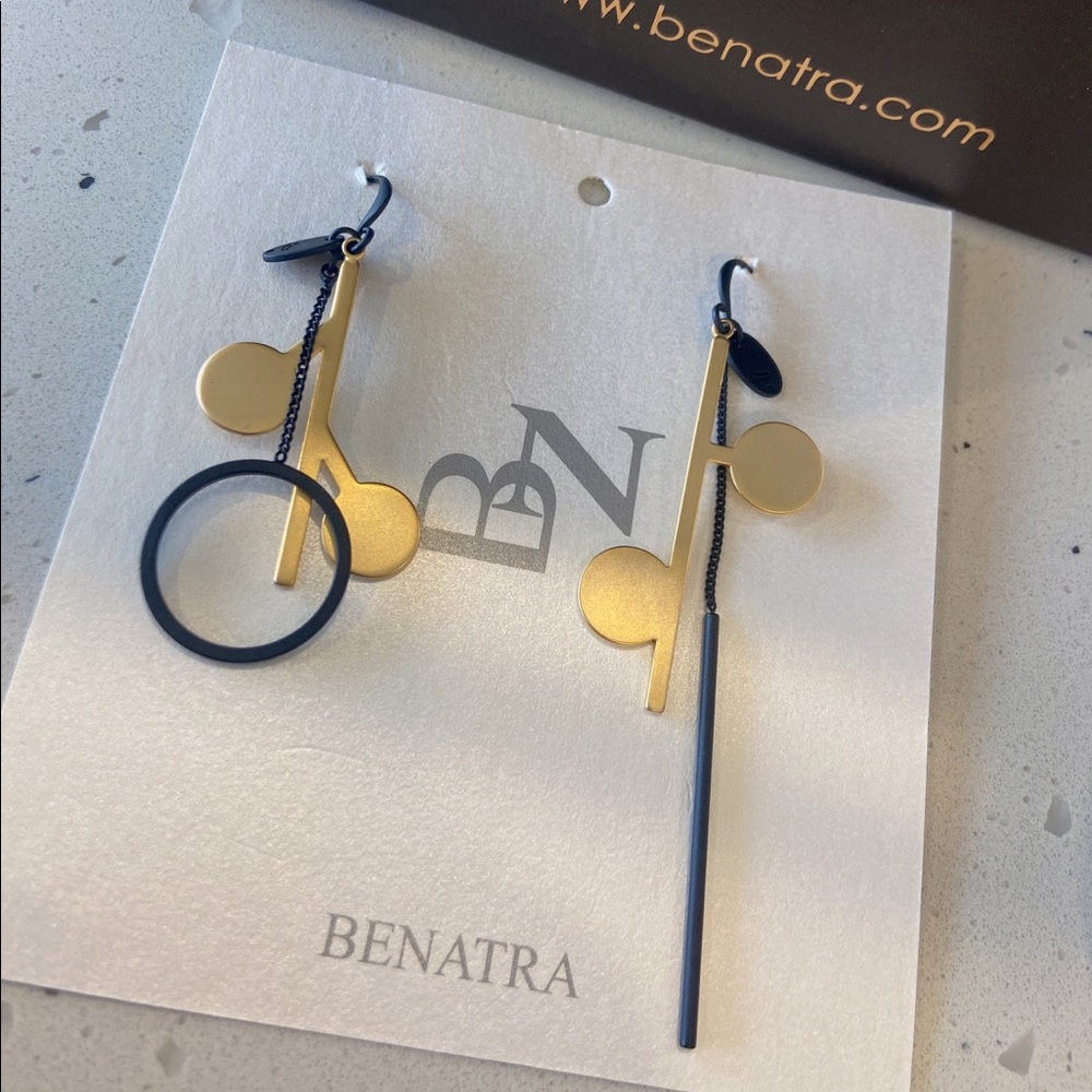 Echo earrings